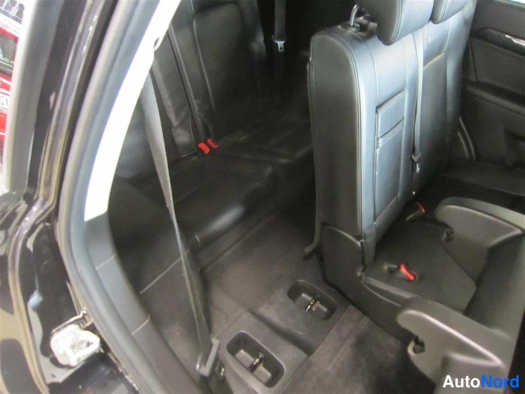 Hopea Chevrolet Captiva 2012, tavaratila, kuva 17