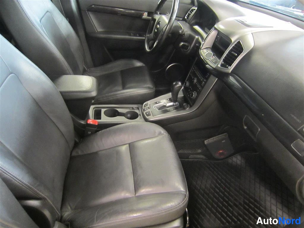 Hopea Chevrolet Captiva 2012, etuistuimet, kuva 11