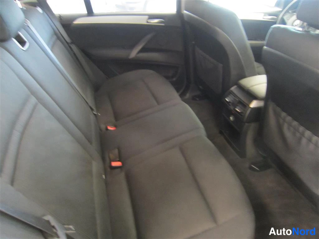 Harmaa BMW X5 2008, kuva 11