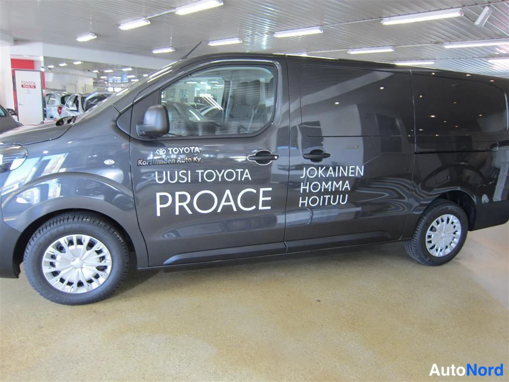 Harmaa Toyota Proace 2024, sivulta, kuva 5