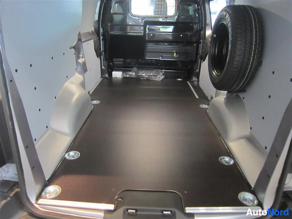 Harmaa Toyota Proace 2023, tavaratila, kuva 14
