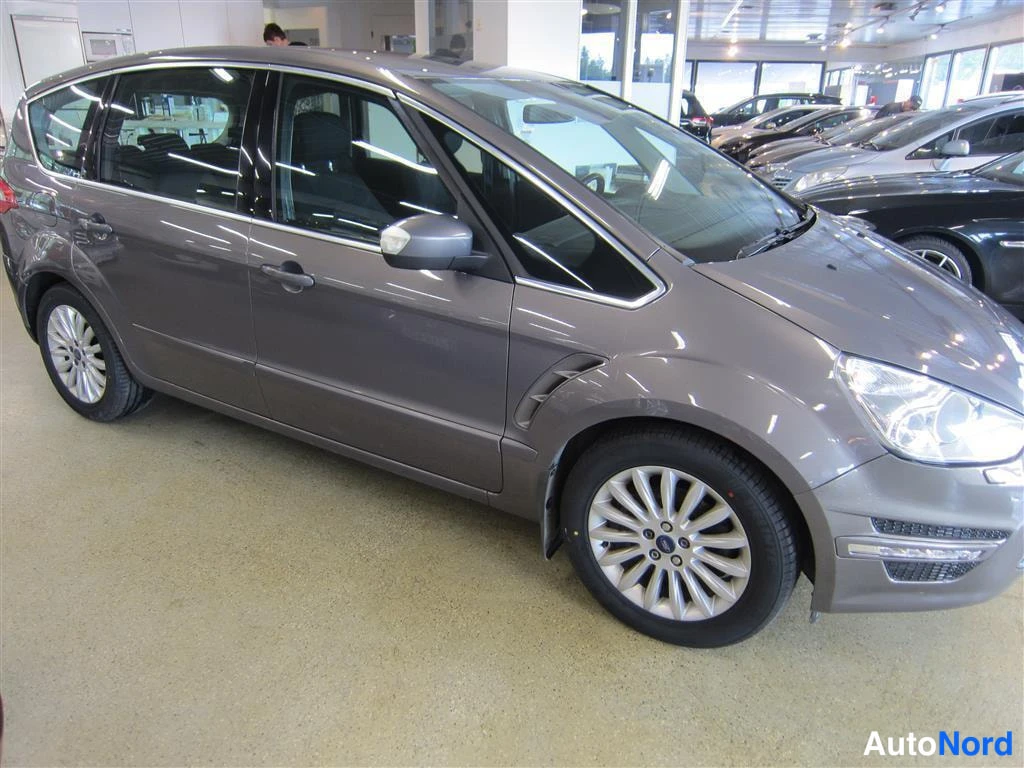 Beige Ford S-MAX 2012, etuviisto, keula oikealle, kuva 2