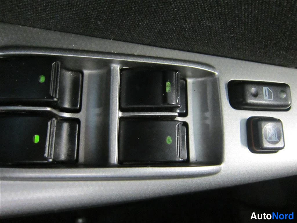 Hopea Toyota Corolla 2005, yksityiskohta, kuva 17