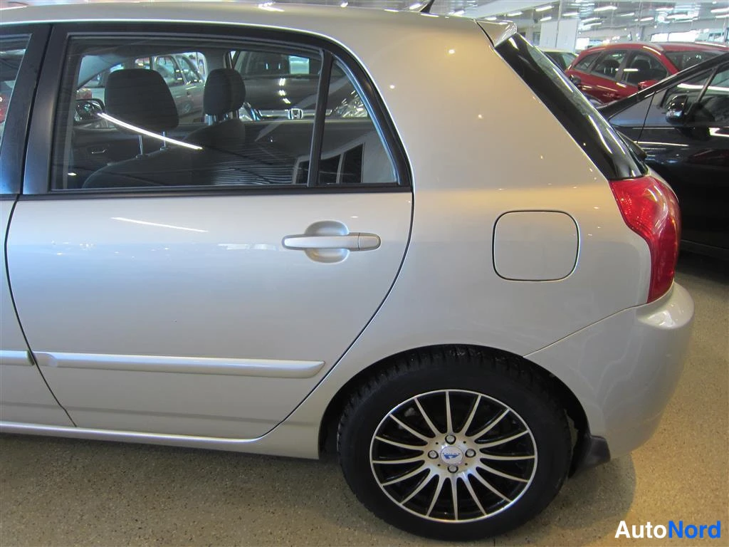 Hopea Toyota Corolla 2005, takaviisto, kuva 6