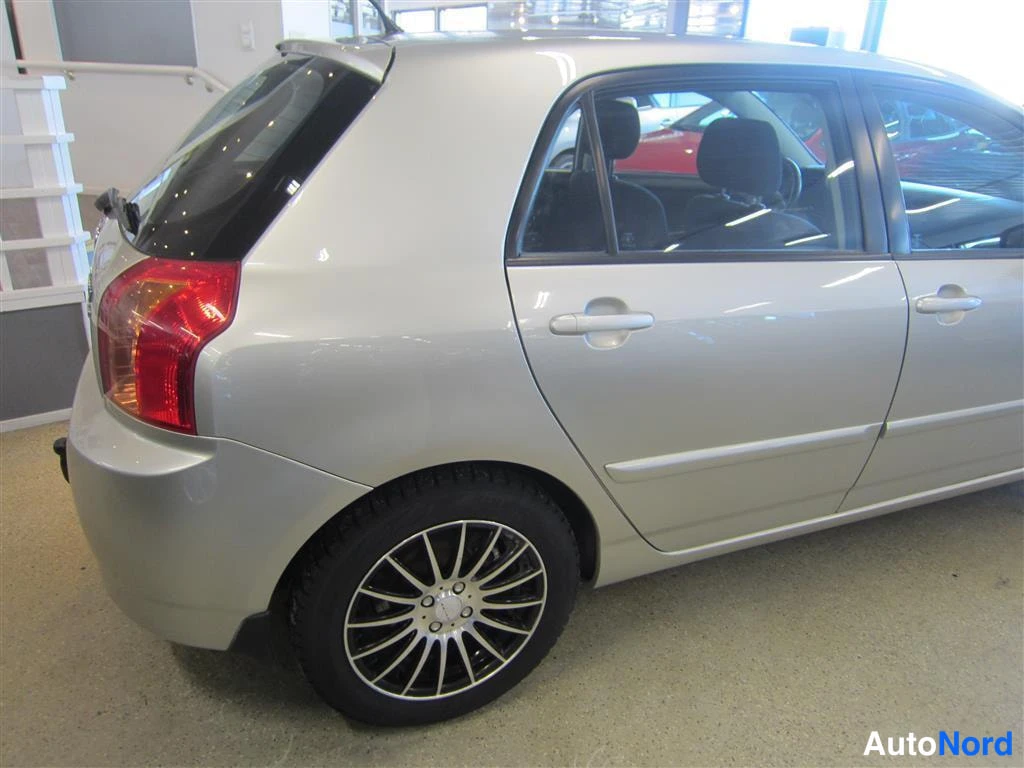 Hopea Toyota Corolla 2005, takaviisto, kuva 7
