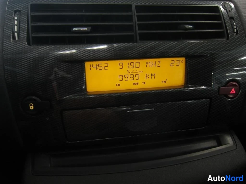 Harmaa Citroen C4 2007, yksityiskohta, kuva 16