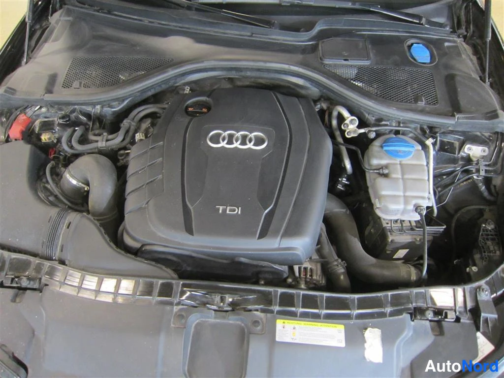 Musta Audi A6 2012, moottoritila, kuva 14