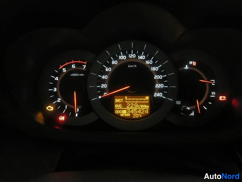 Hopea Toyota RAV4 2010, yksityiskohta, kuva 16