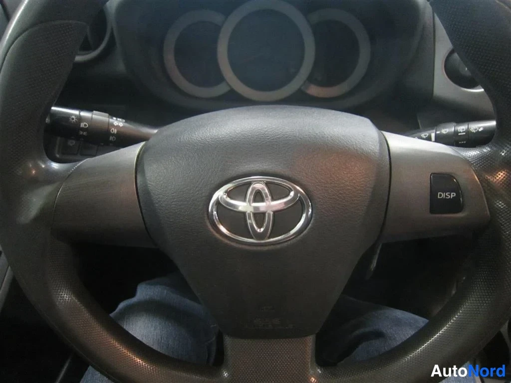 Hopea Toyota RAV4 2010, yksityiskohta, kuva 18