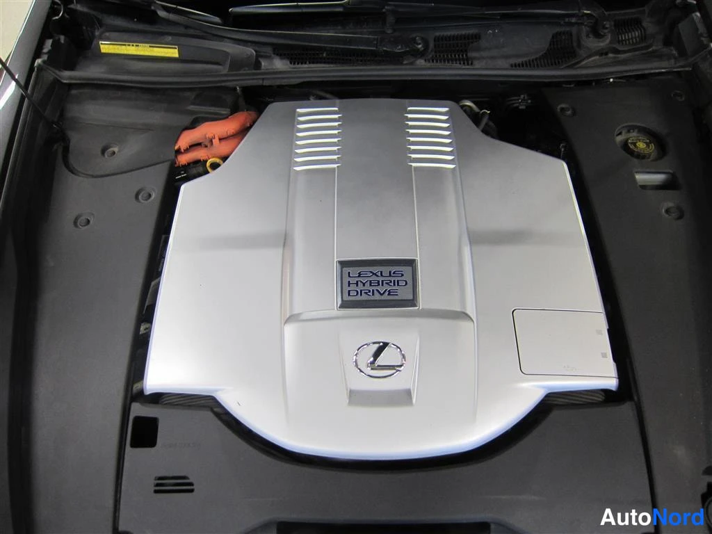 Beige Lexus LS 2007, moottoritila, kuva 15