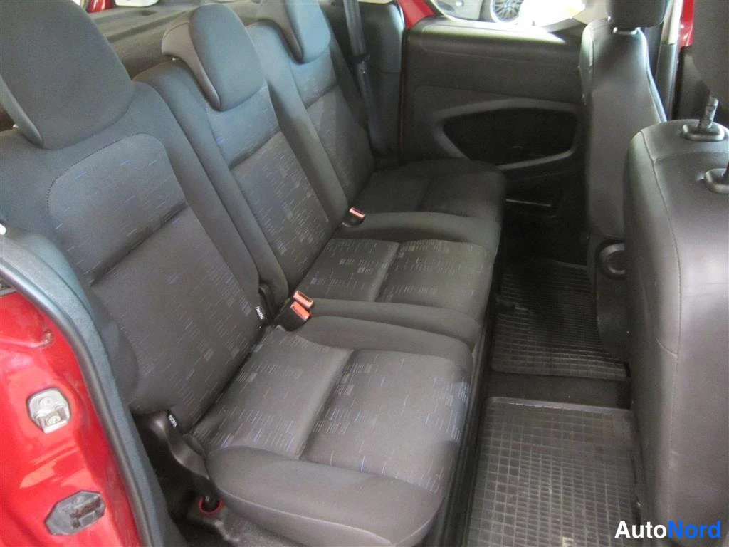 Punainen Citroen Berlingo 2008, takaistuimet, kuva 12