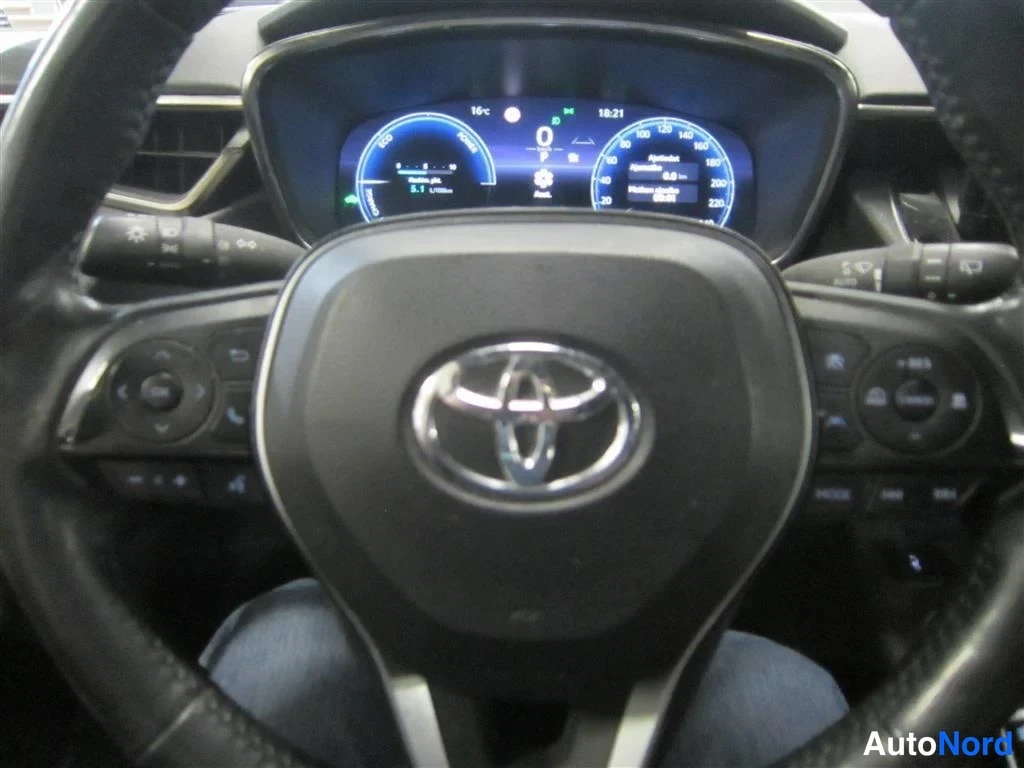 Sininen Toyota Corolla 2023, yksityiskohta, kuva 18