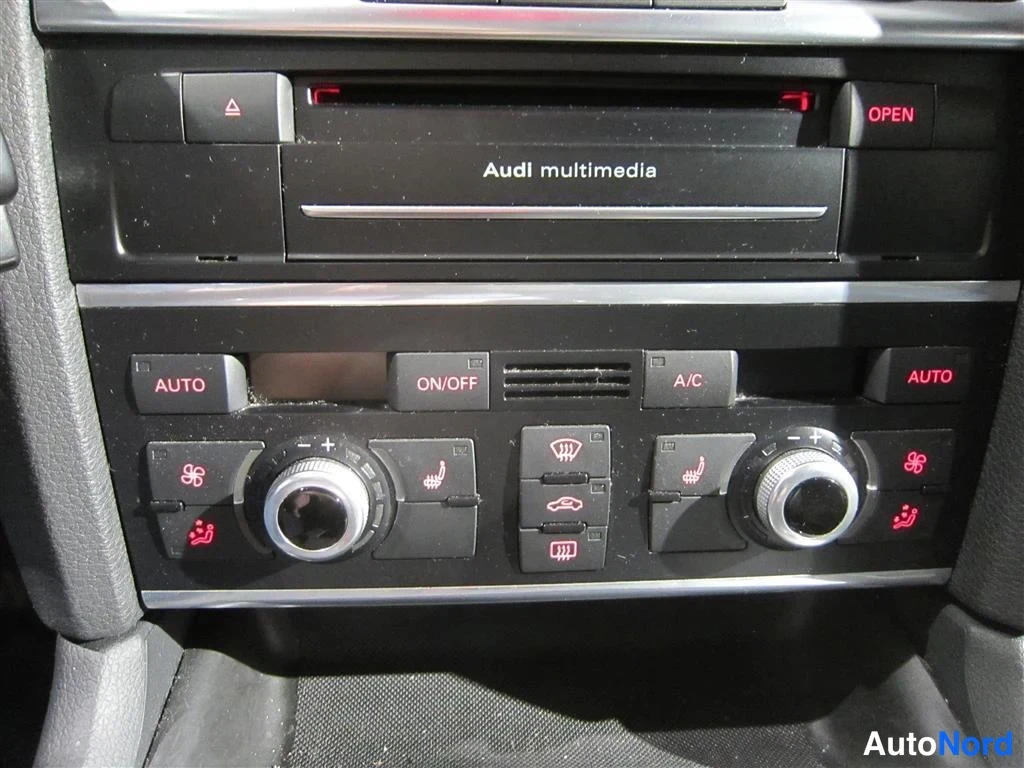 Valkoinen Audi Q7 2013, yksityiskohta, kuva 20