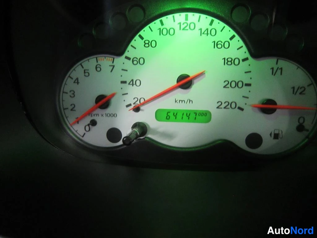 Punainen Ford Ka 2007, yksityiskohta, kuva 16