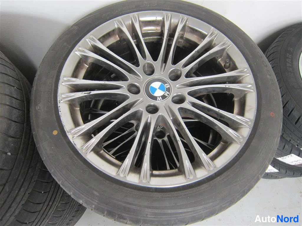 Valkoinen BMW 325i 2009, yksityiskohta, kuva 20