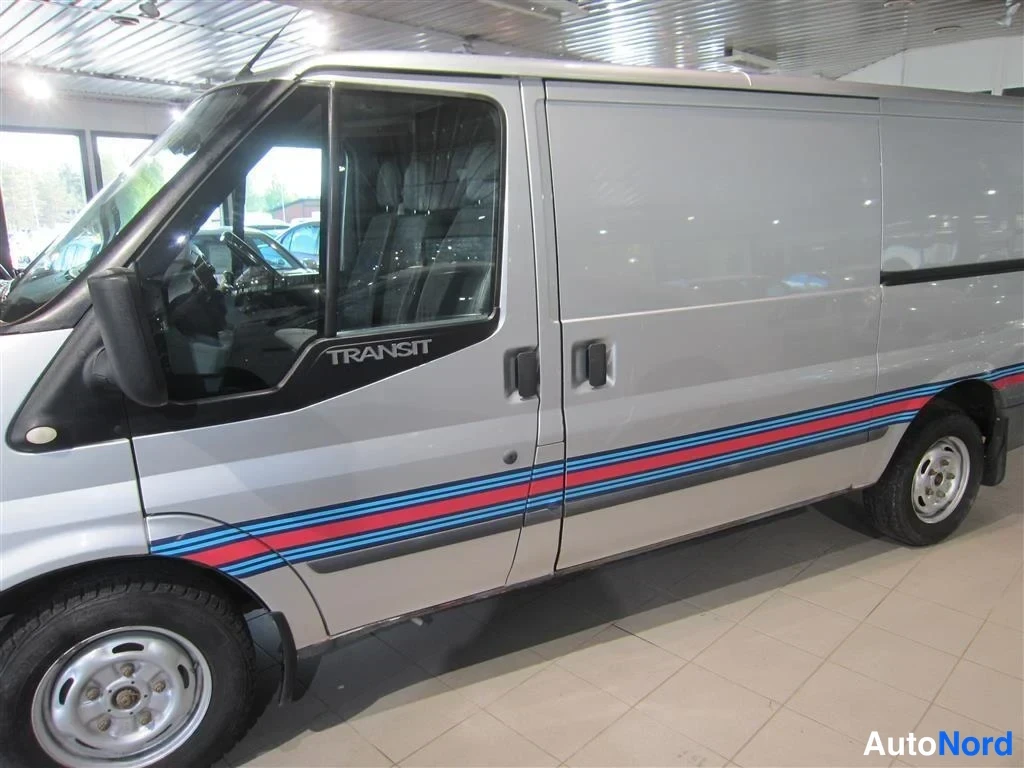Harmaa Ford Transit 2011, sivulta, kuva 5