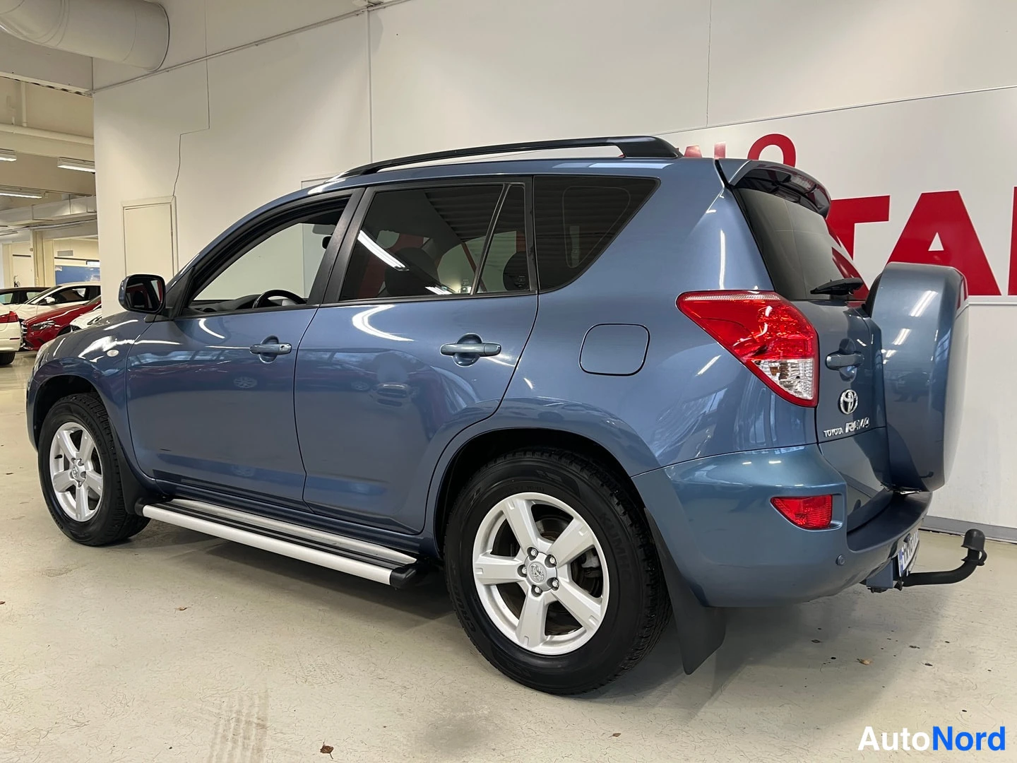 Sininen Toyota RAV4 2006, takaviisto, kuva 12
