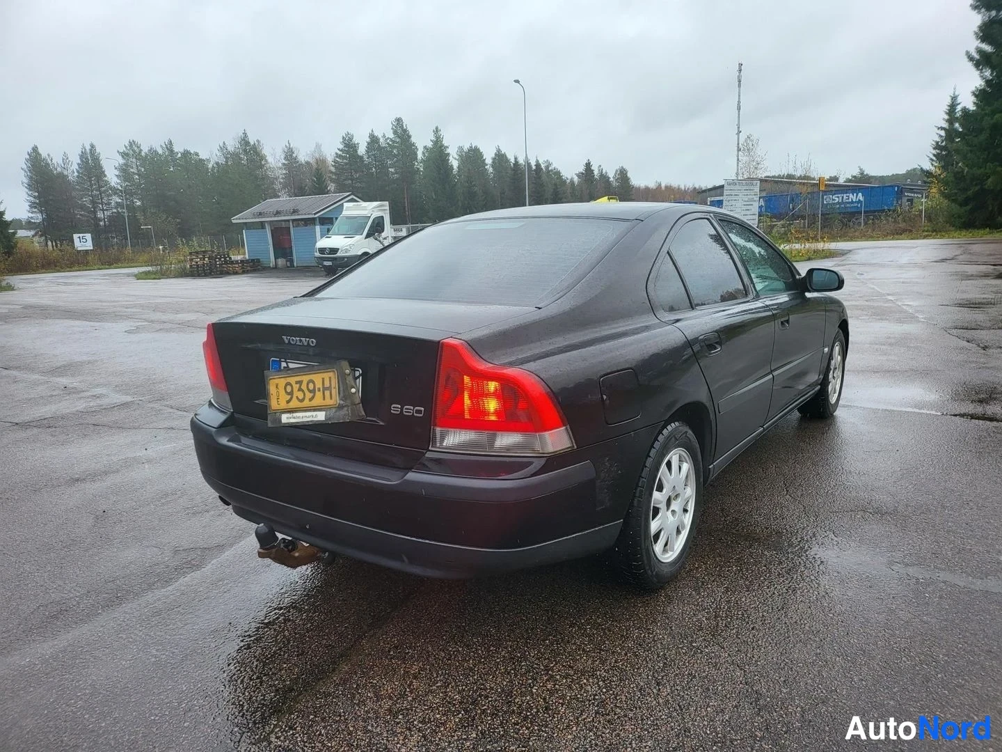 Musta Volvo S60 2001, takaviisto, kuva 11