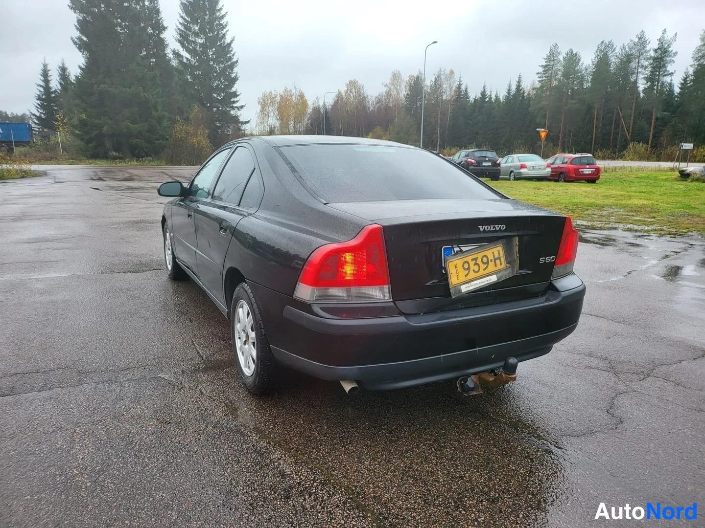 Musta Volvo S60 2001, takaviisto, kuva 9