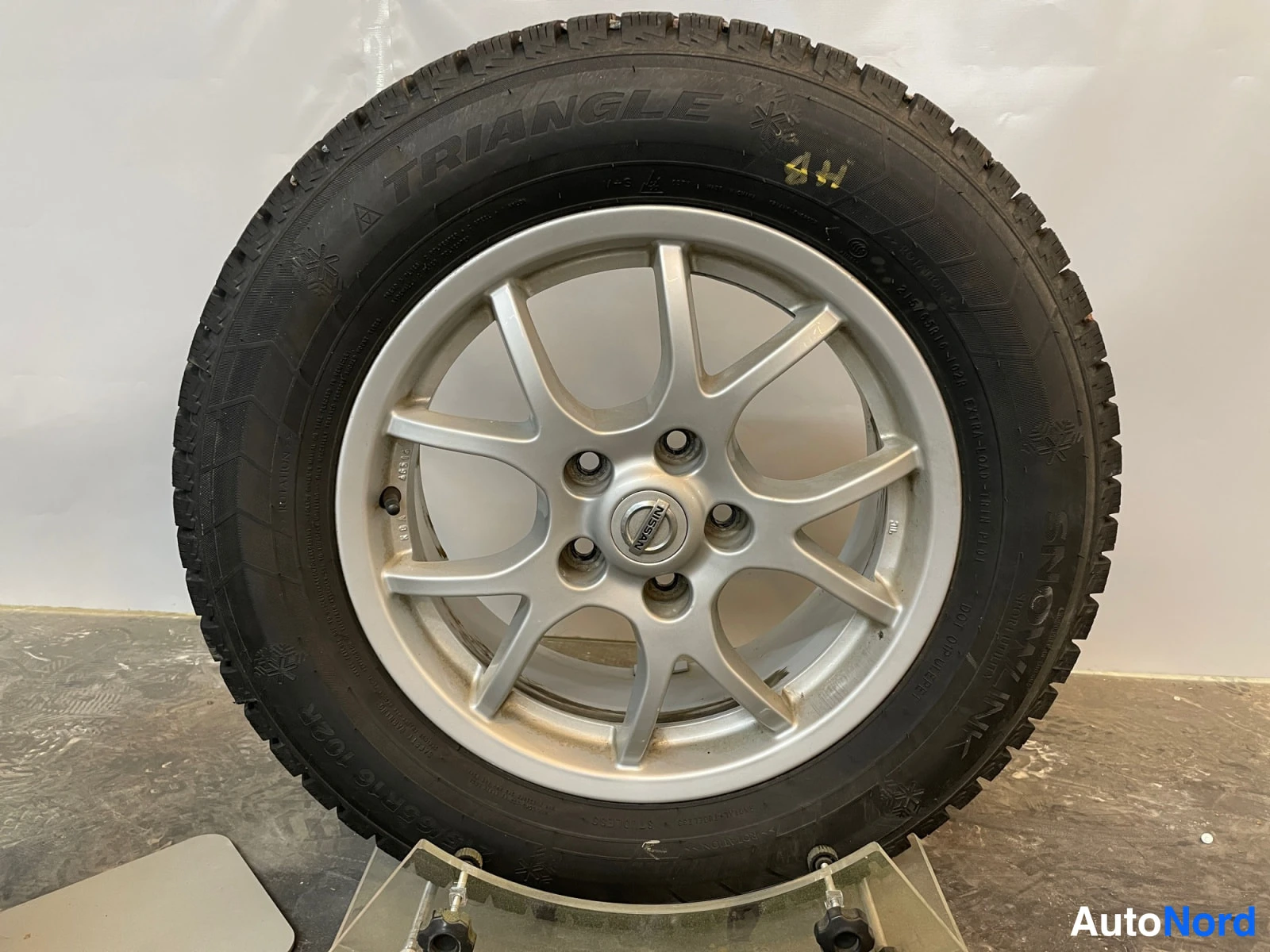 Harmaa Nissan Qashqai+2 2011, yksityiskohta, kuva 22