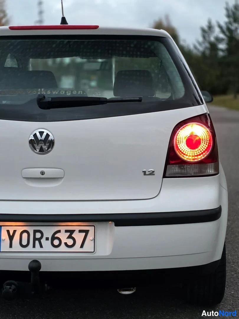 Valkoinen Volkswagen Polo 2008, takaa, kuva 8