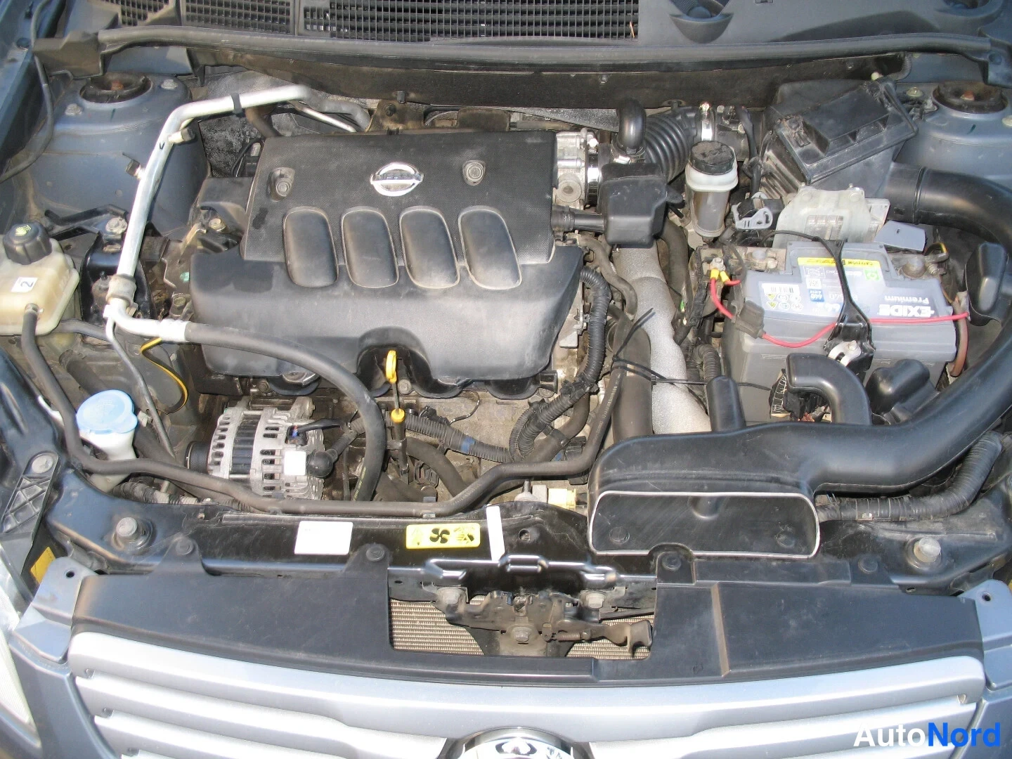 Turkoosi Nissan Qashqai+2 2009, moottoritila, kuva 28