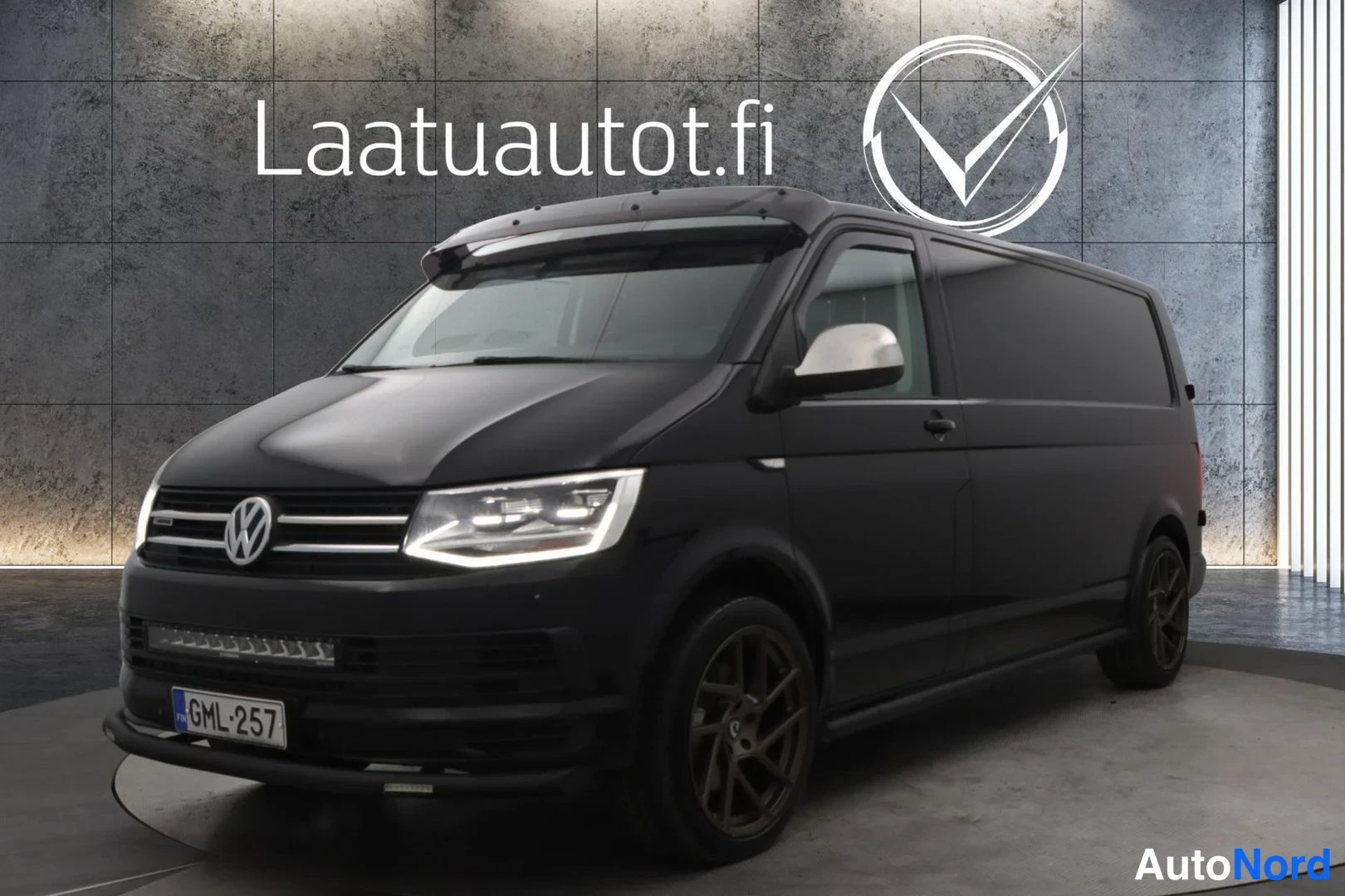 Volkswagen Transporter 2,0 TDI 4Motion DSG A pitkä 2017