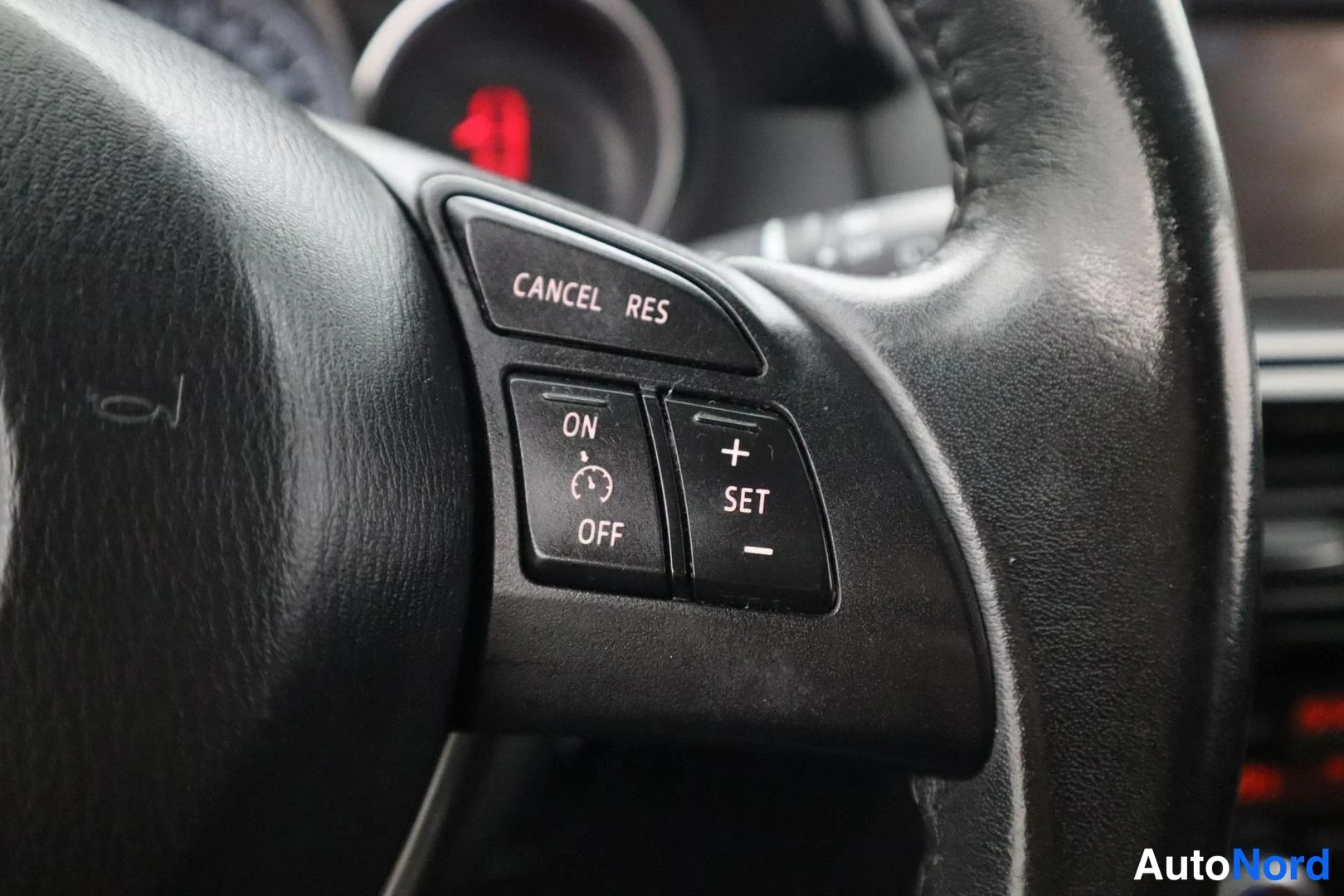 Valkoinen Mazda CX-5 2013, yksityiskohta, kuva 31