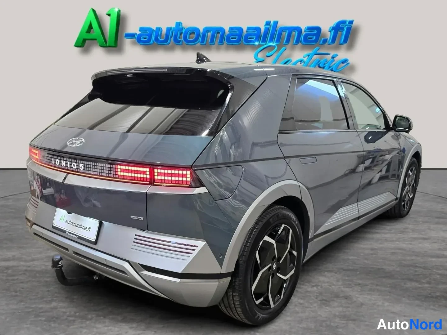 Sininen Hyundai Ioniq 5 2022, takaviisto, kuva 4