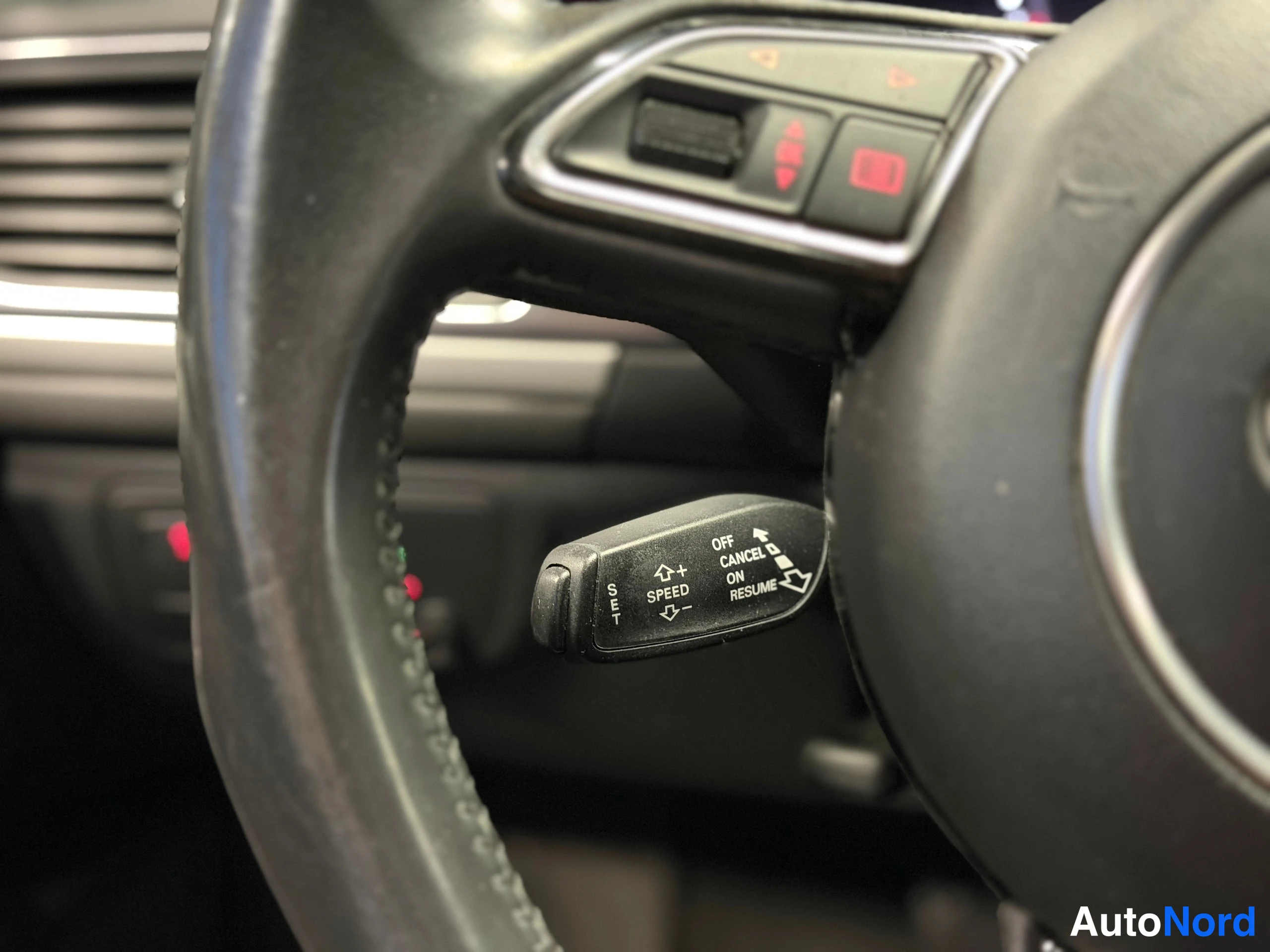 Musta Audi A6 Avant 2014, kuva 34