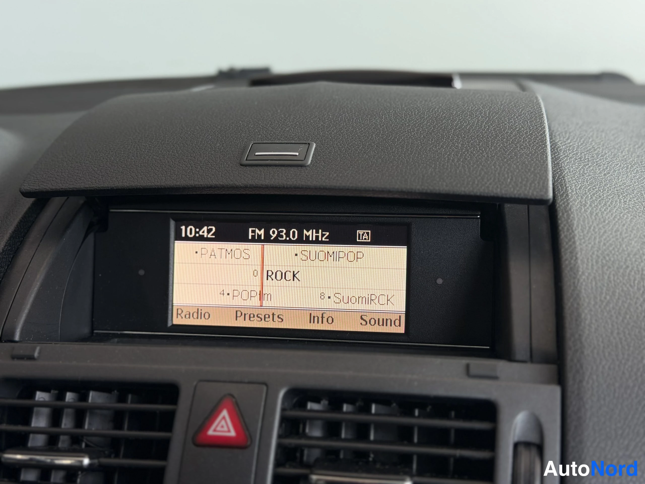 Sininen Mercedes-Benz C 250 CDI 4MATIC 2010, yksityiskohta, kuva 33