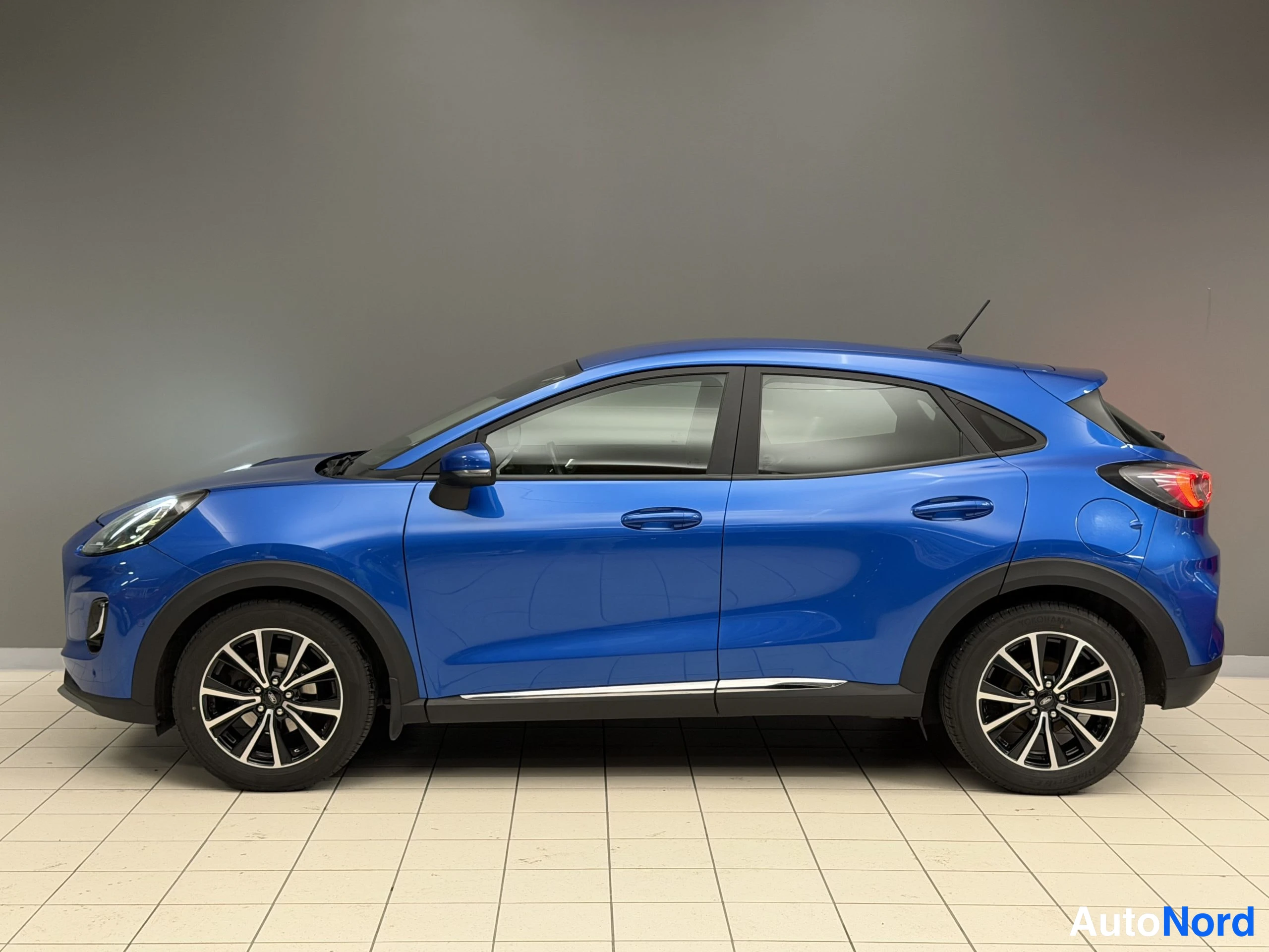 Hopea Ford Puma 2020, sivulta, kuva 10