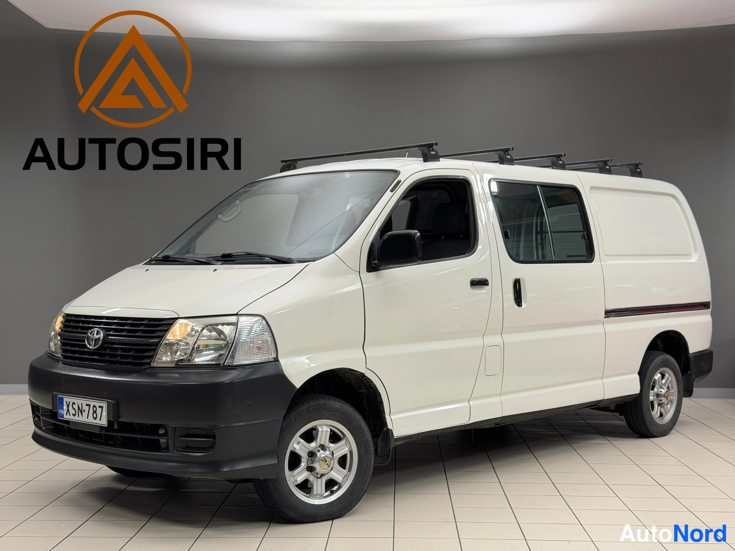 Toyota Hiace 2,5 D-4D 117 5ov pitkä 4WD 2008