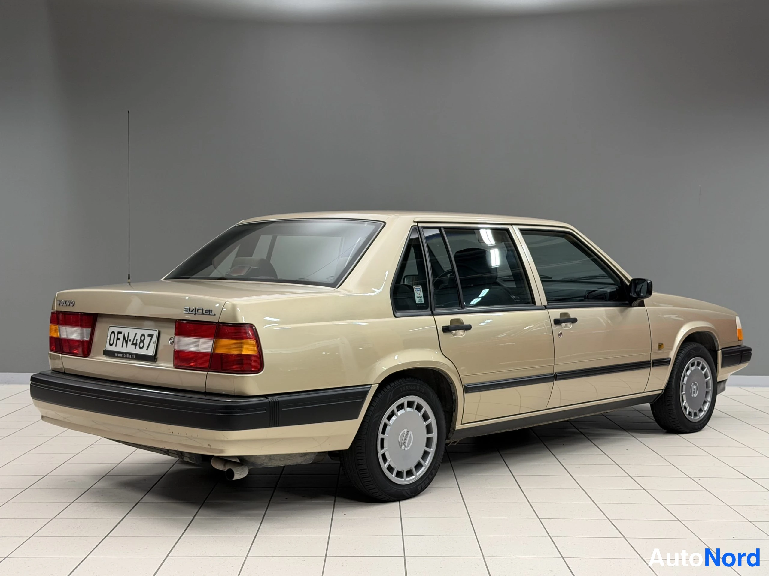 Beige Volvo 940 1990, kuva 14