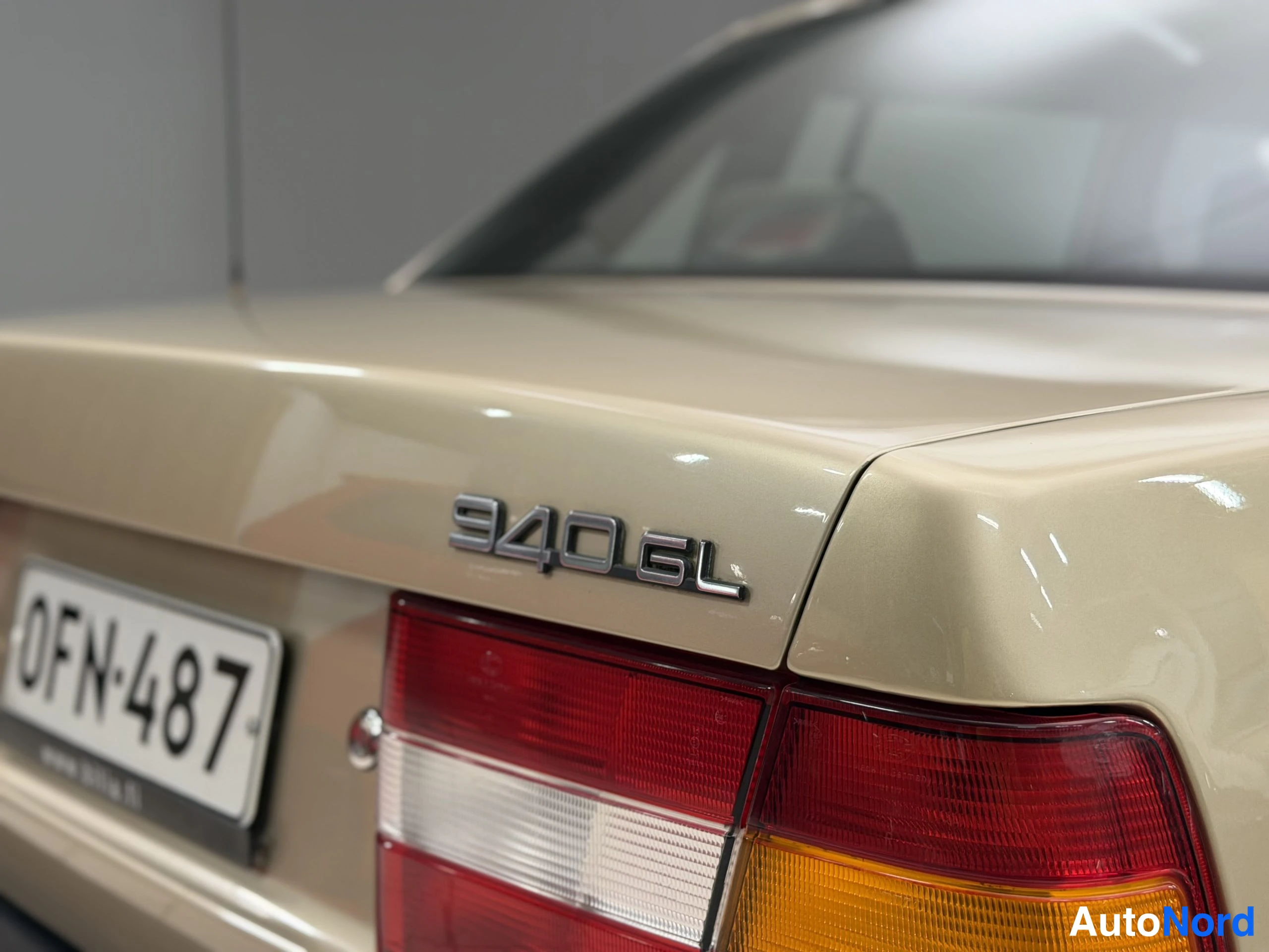 Beige Volvo 940 1990, kuva 30