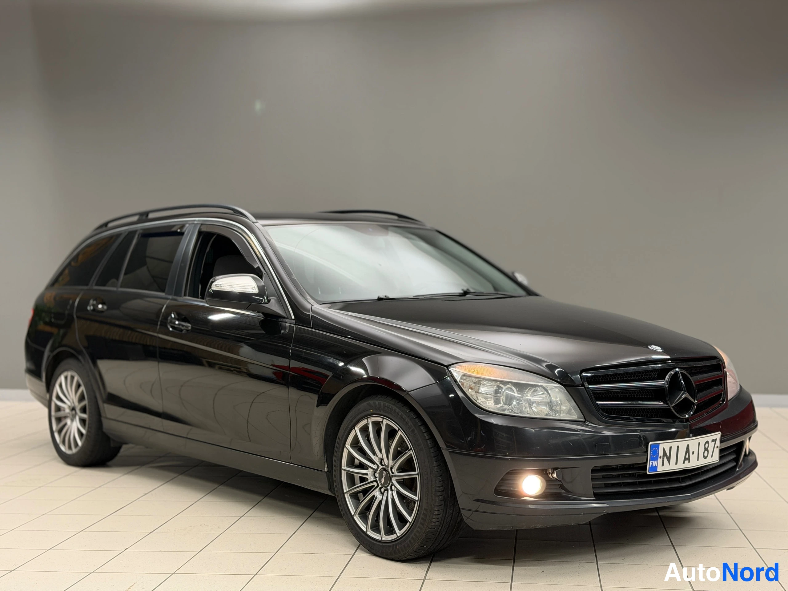 Musta Mercedes-Benz C 220 CDI 2008, kuva 5