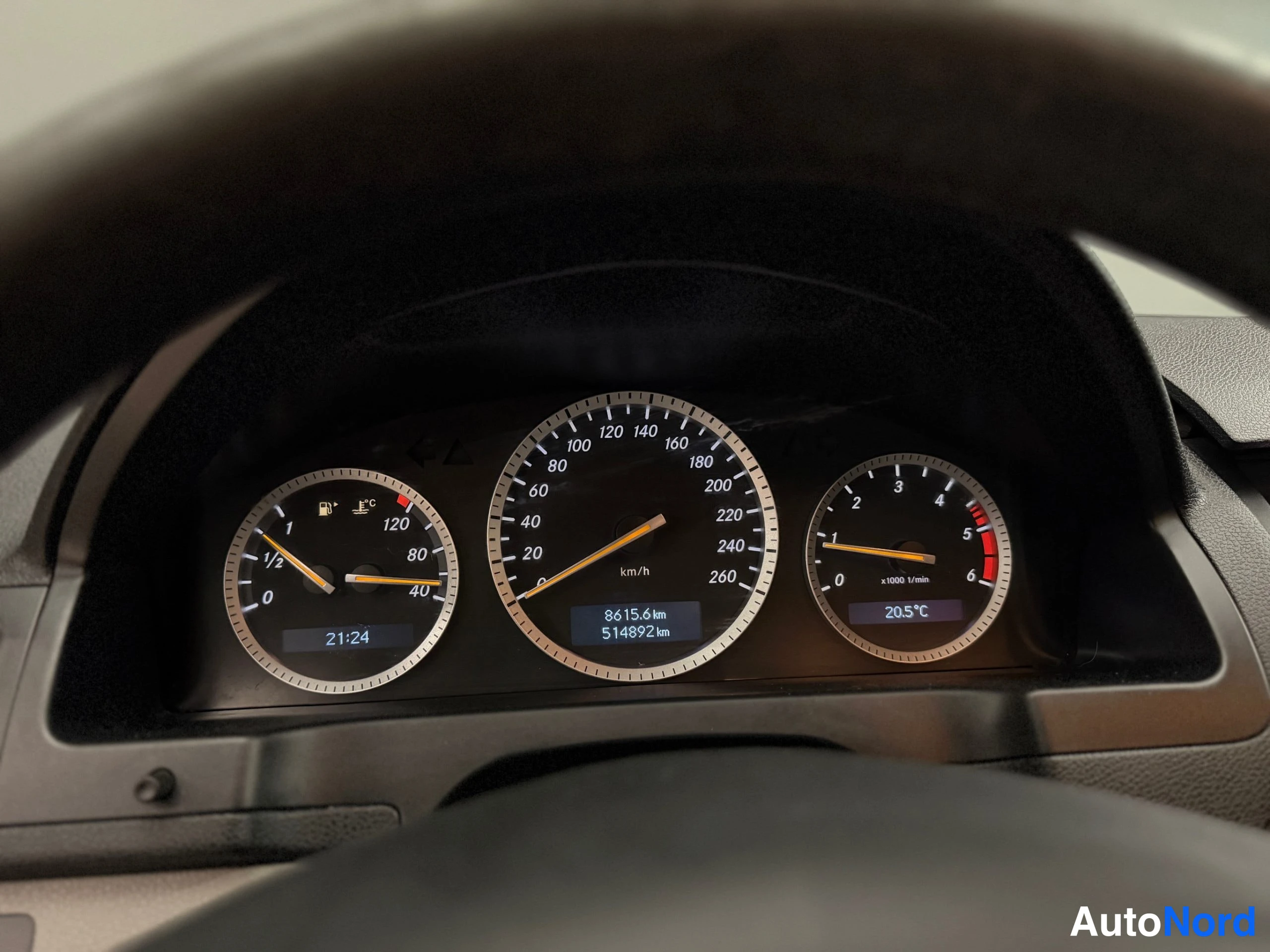 Musta Mercedes-Benz C 220 CDI 2008, kuva 30