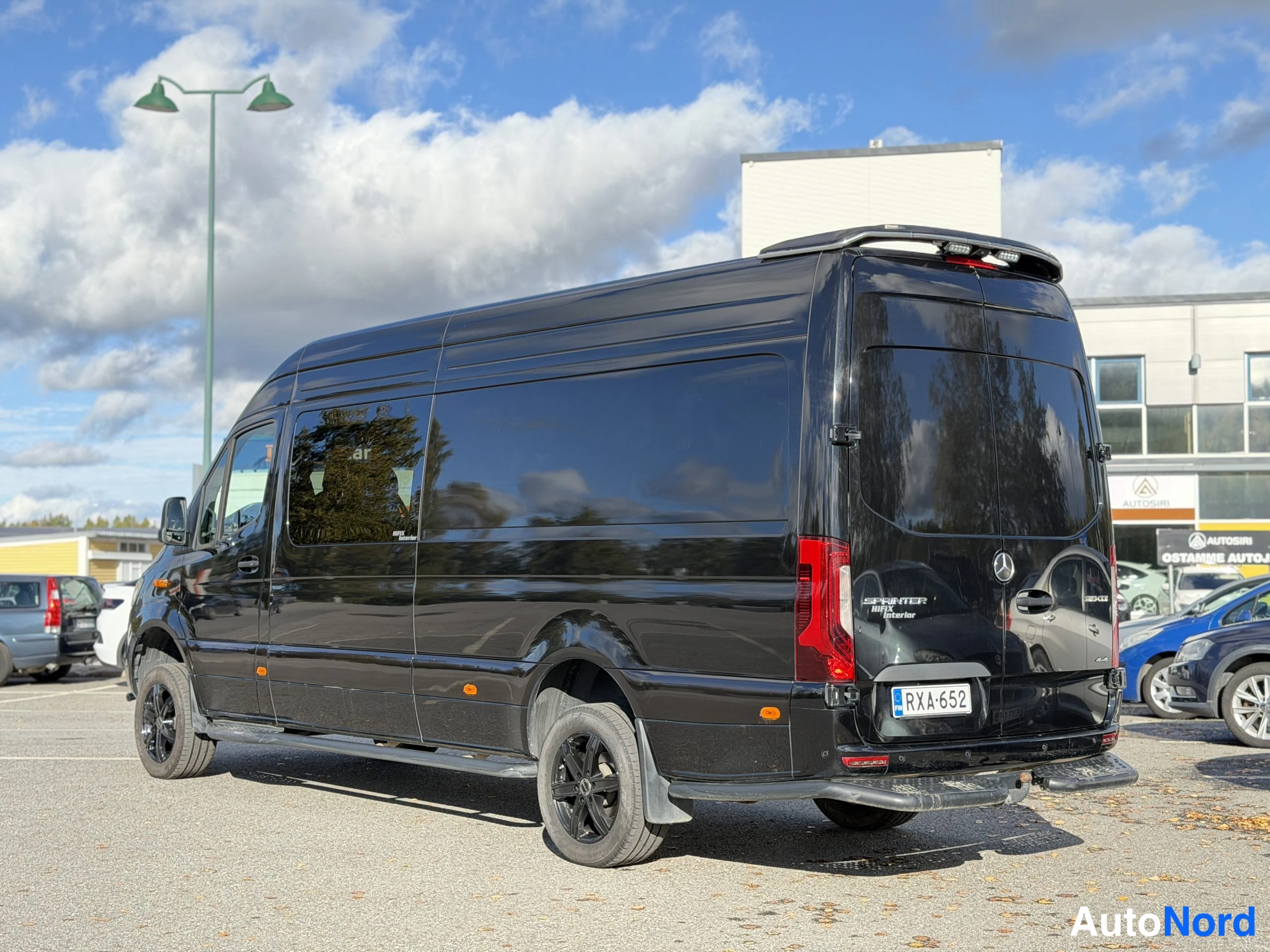 Musta Mercedes-Benz Sprinter 319 CDI 2025, kuva 11
