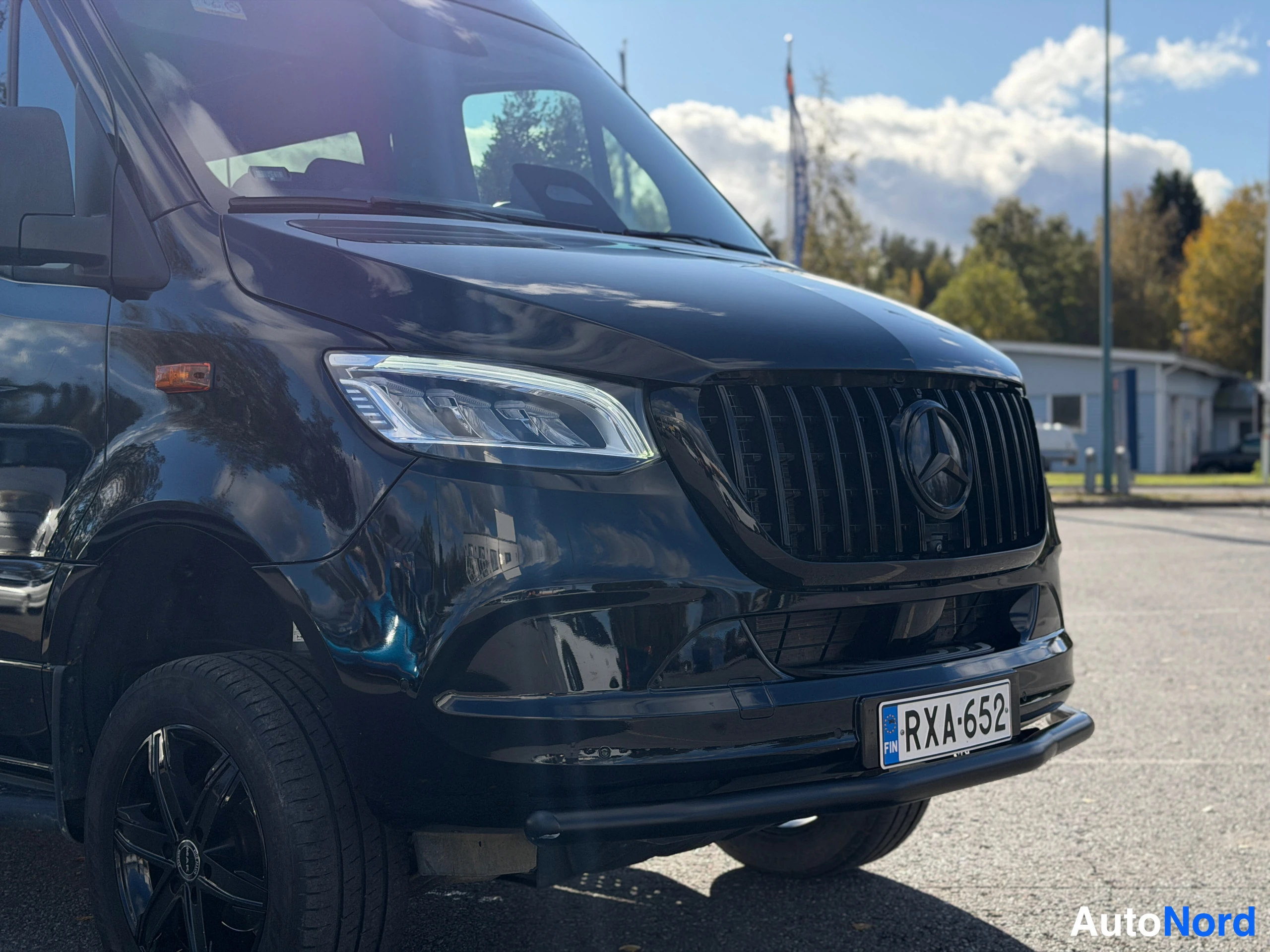 Musta Mercedes-Benz Sprinter 319 CDI 2025, kuva 38