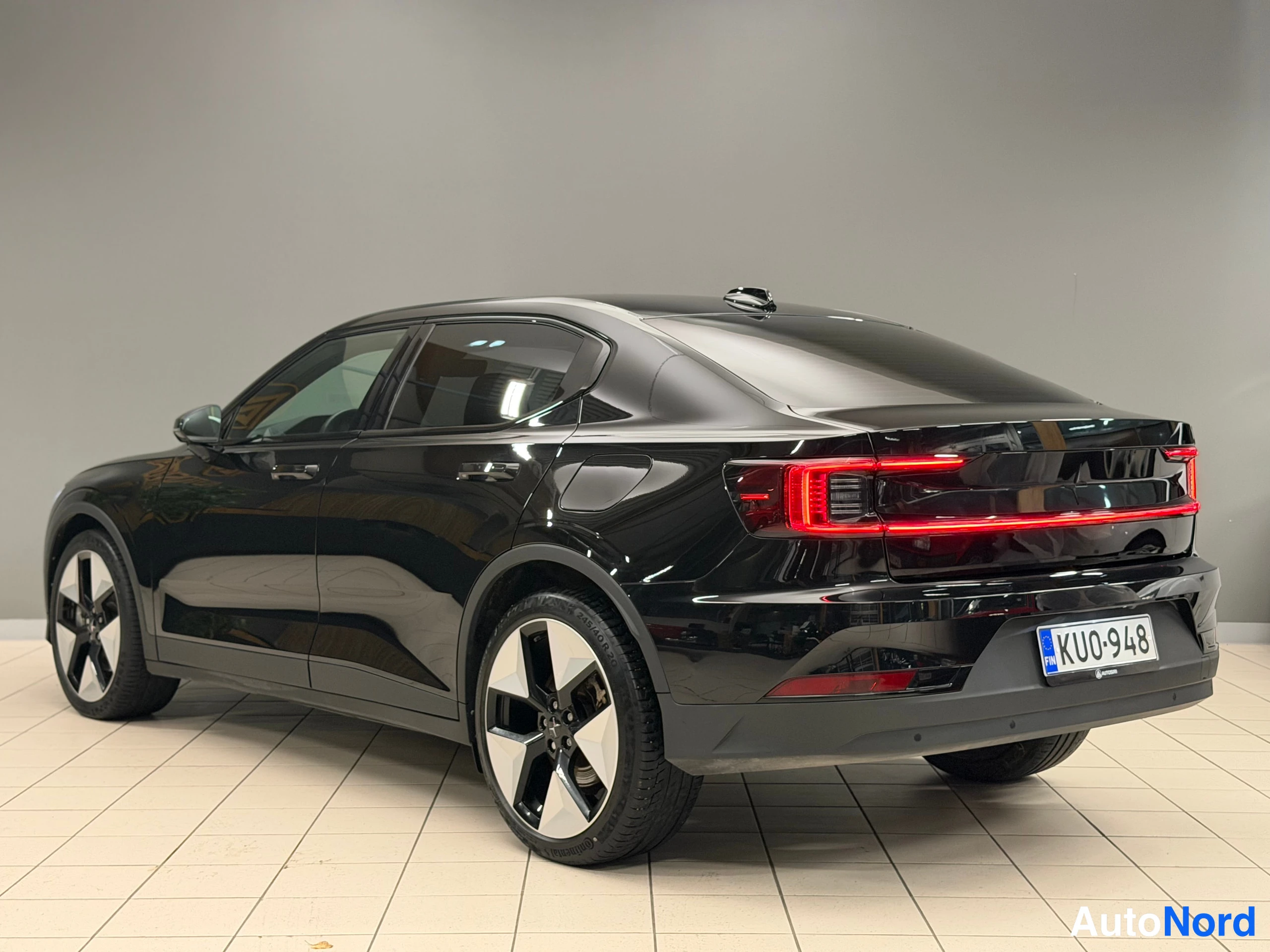 Black Polestar 2 2023, rear three-quarter, photo 13