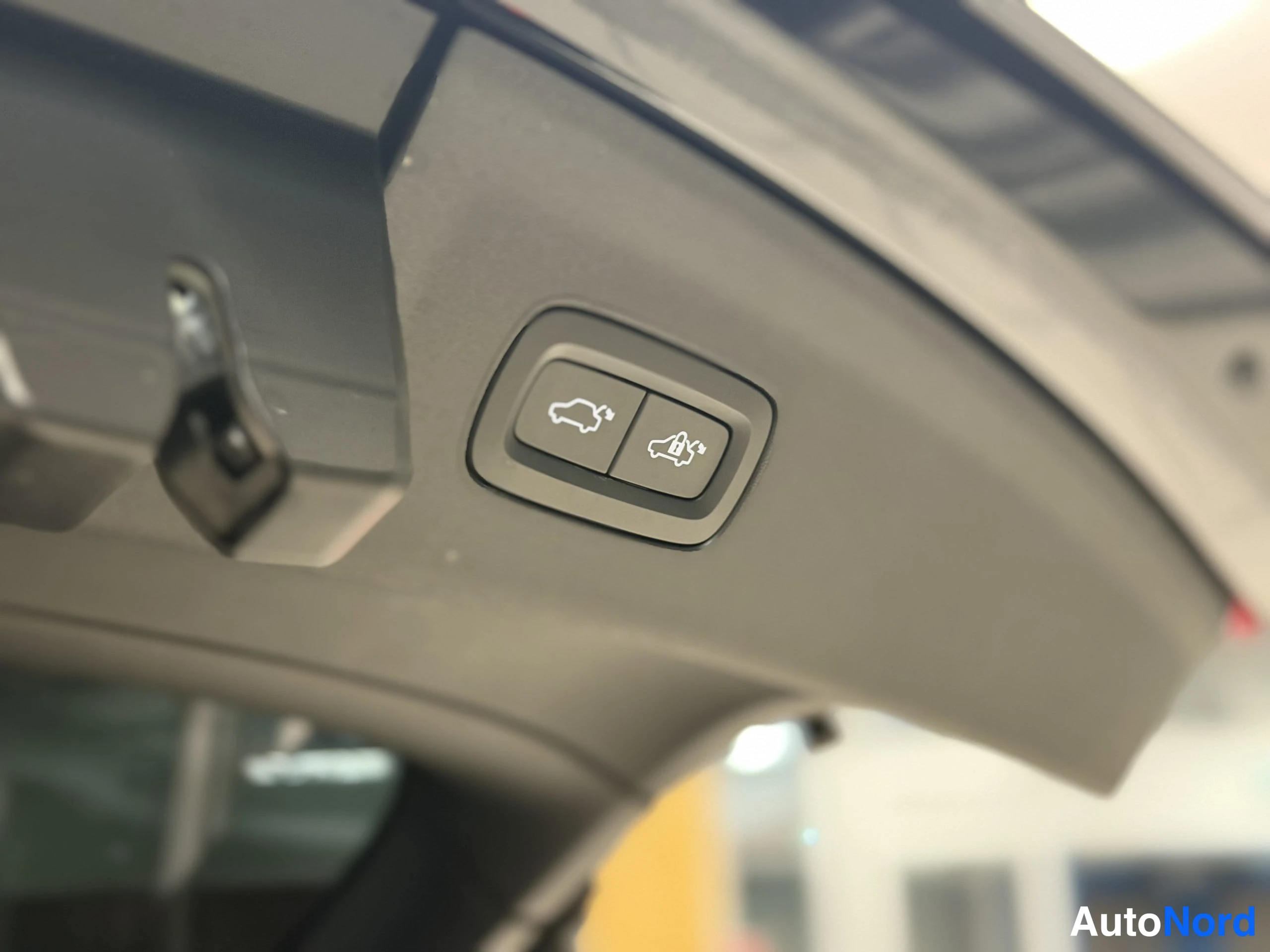 Black Polestar 2 2023, detail, photo 40