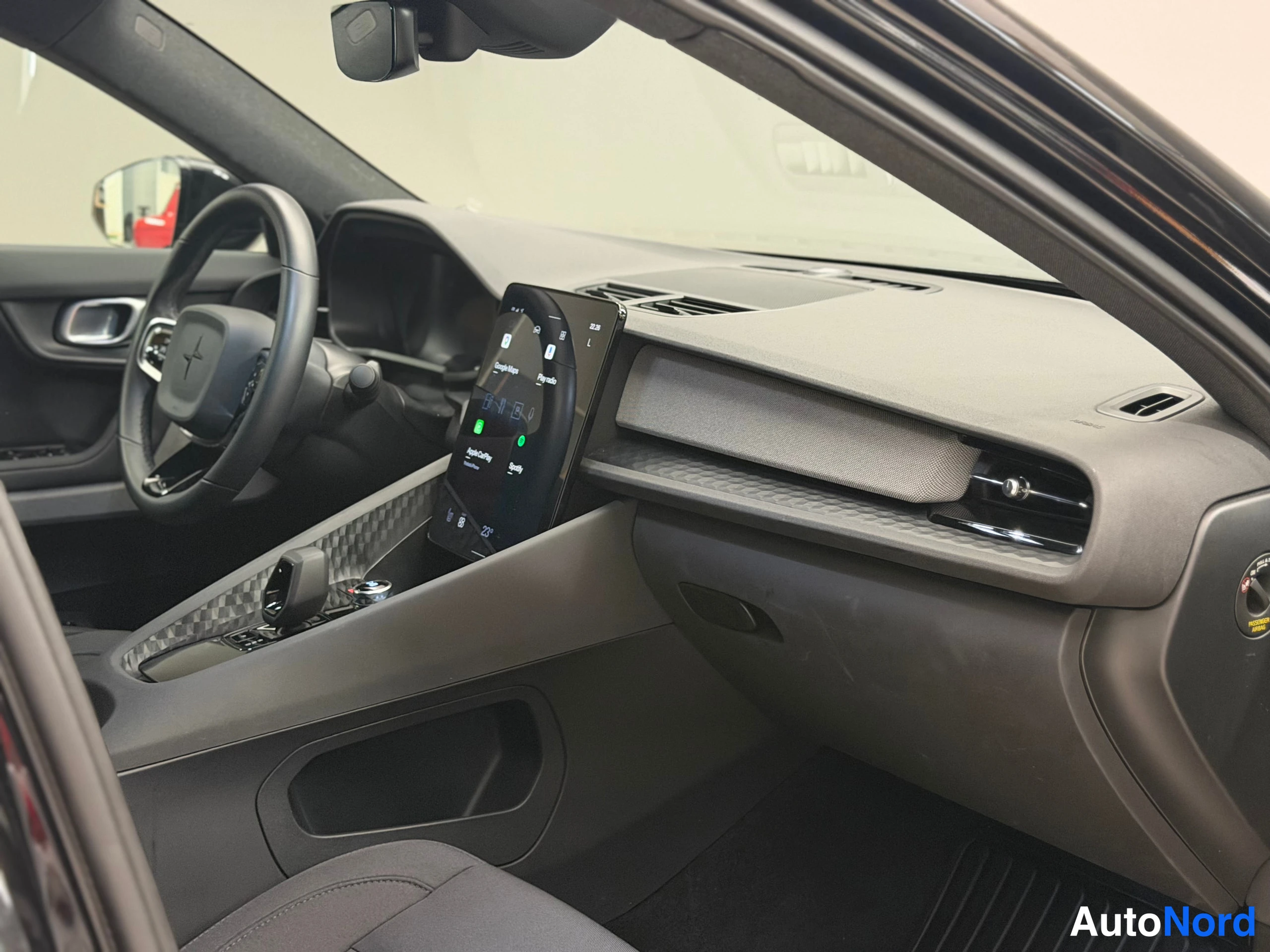 Black Polestar 2 2023, cockpit, photo 21