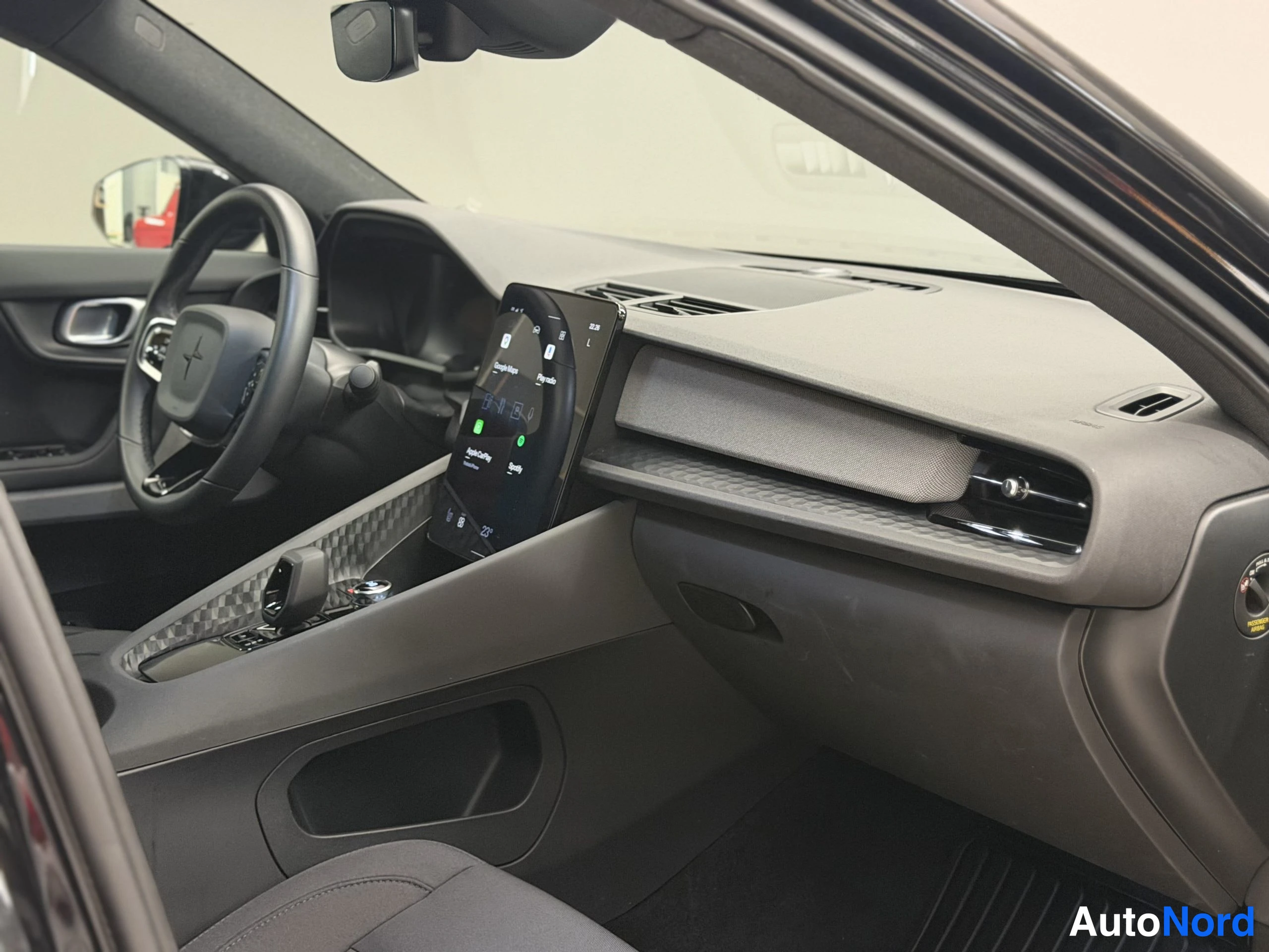 Black Polestar 2 2023, cockpit, photo 22