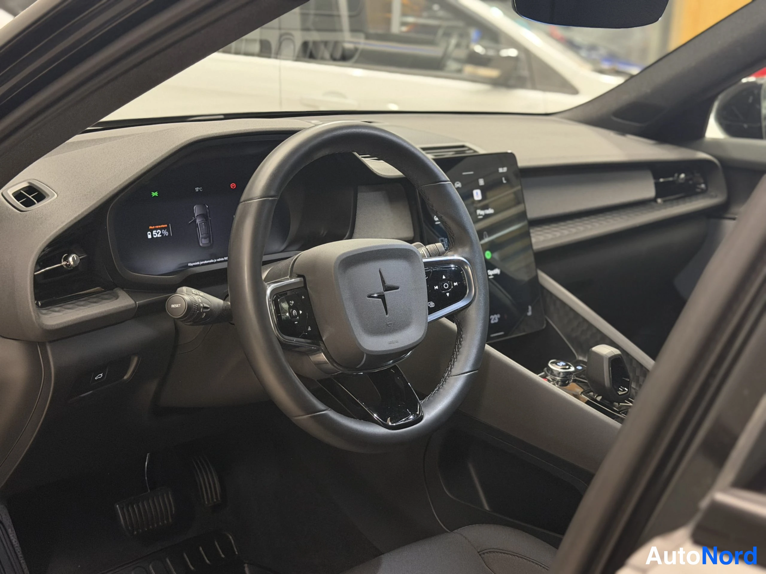 Black Polestar 2 2023, cockpit, photo 24
