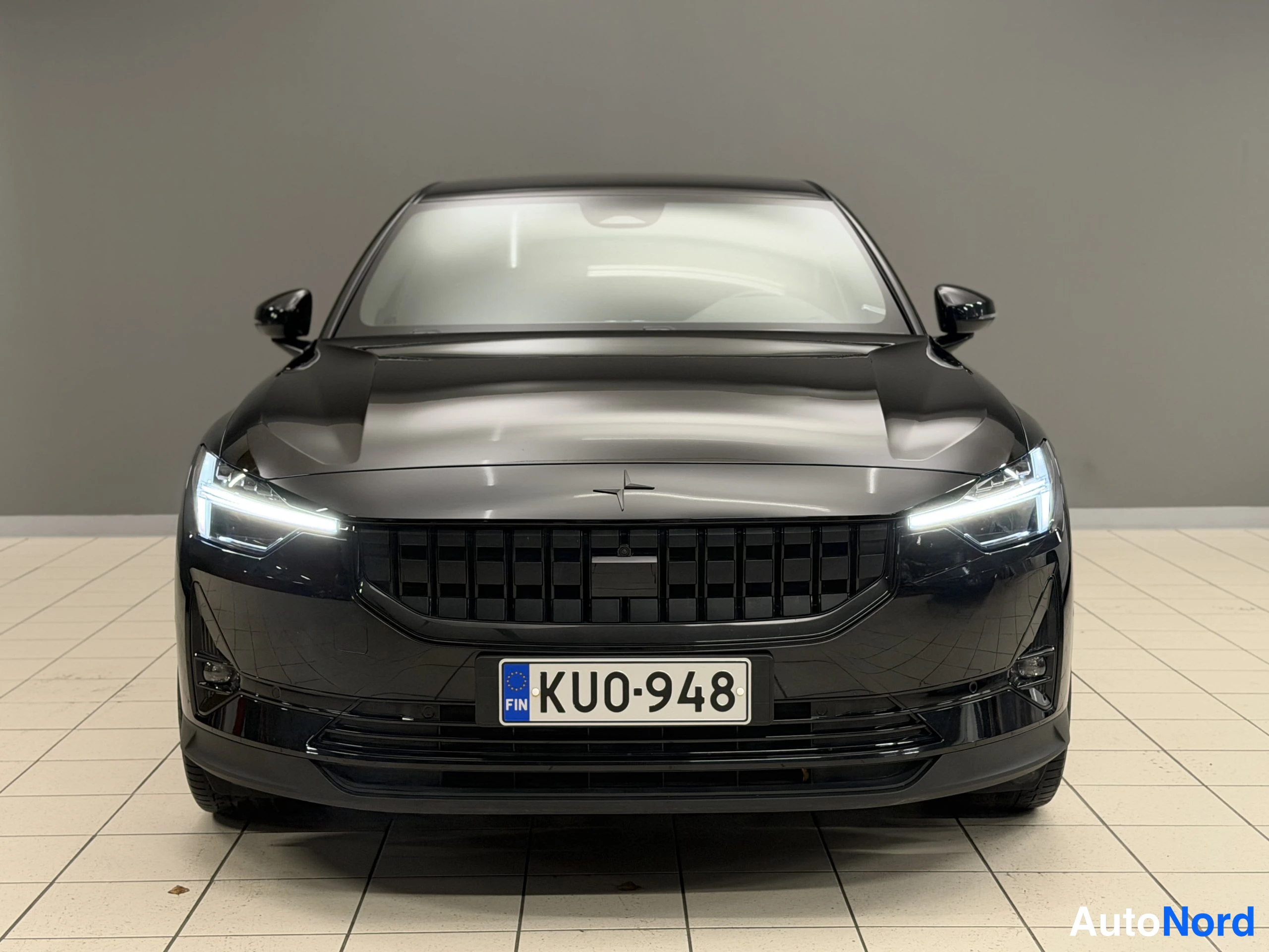Black Polestar 2 2023, front, photo 10
