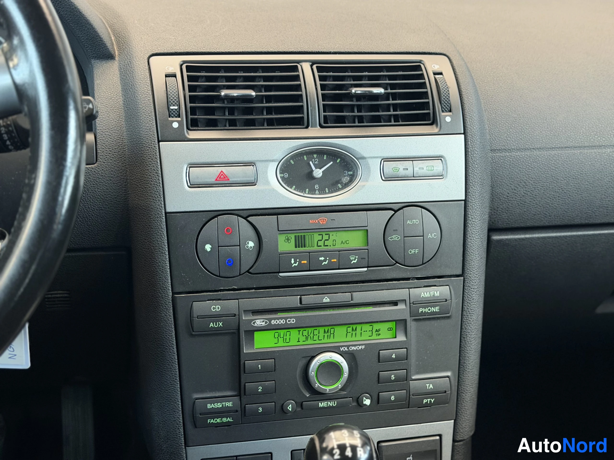 Harmaa Ford Mondeo 2005, kuva 27