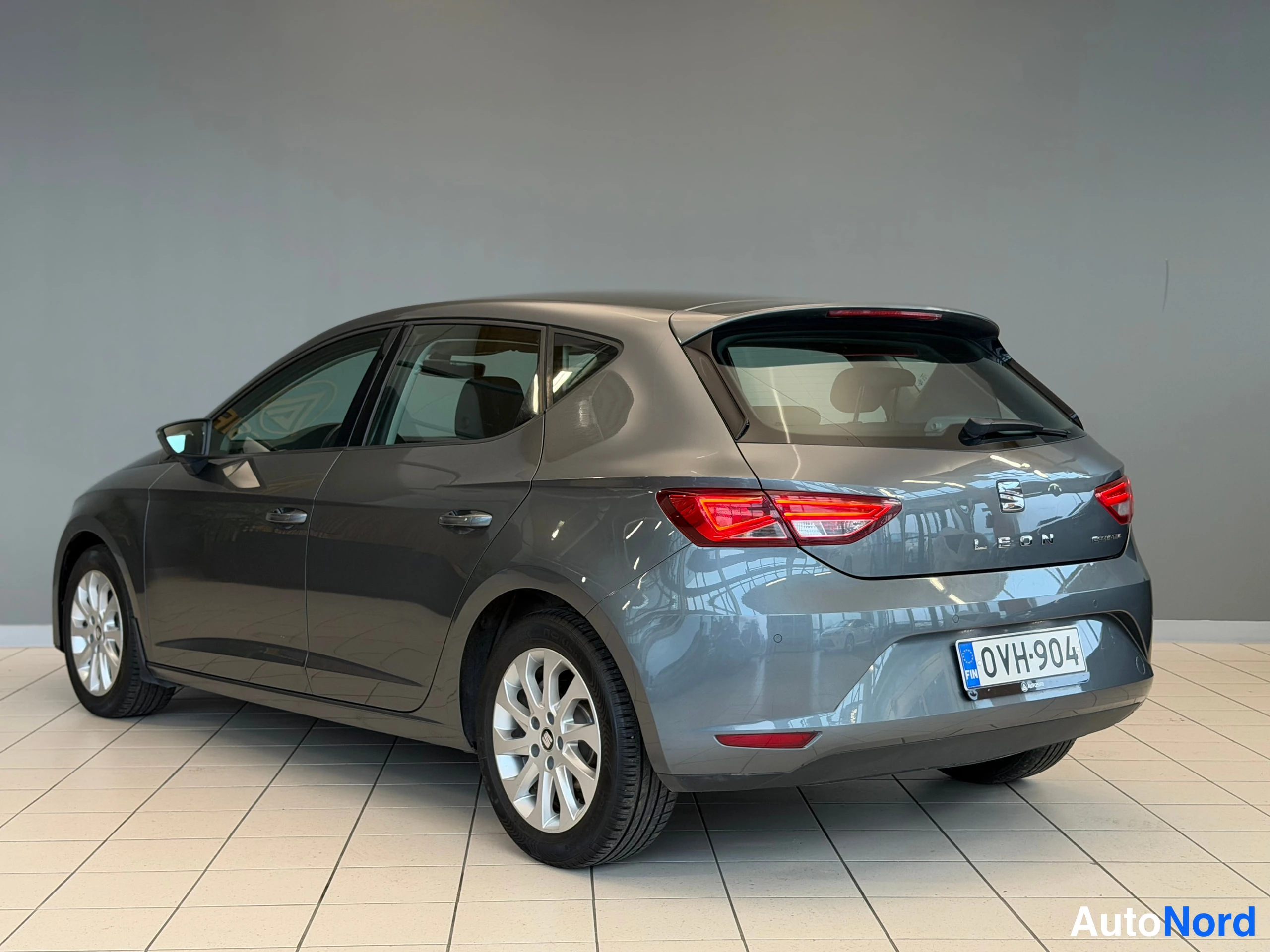 Harmaa Seat Leon 2016, kuva 11