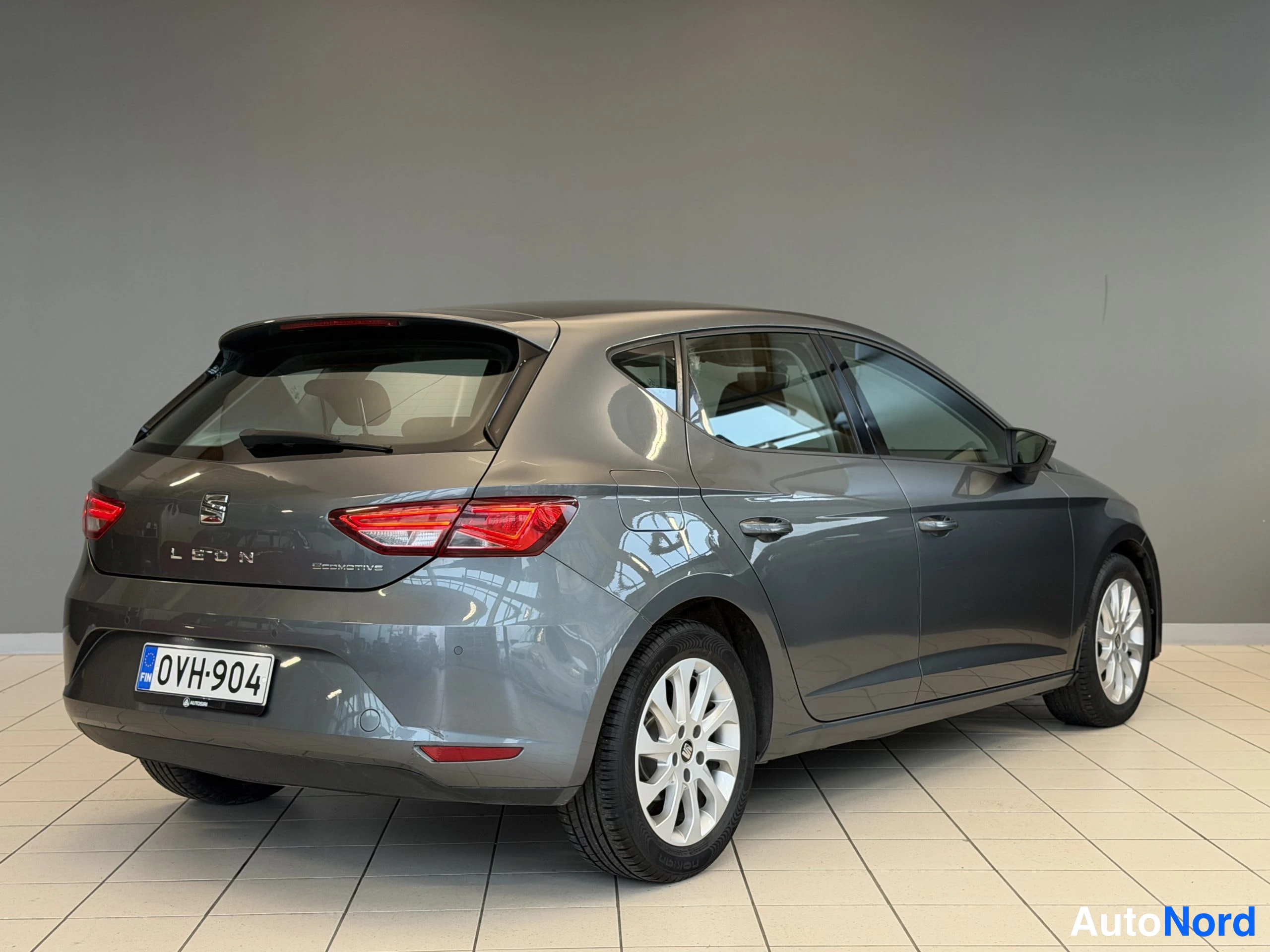 Harmaa Seat Leon 2016, kuva 14
