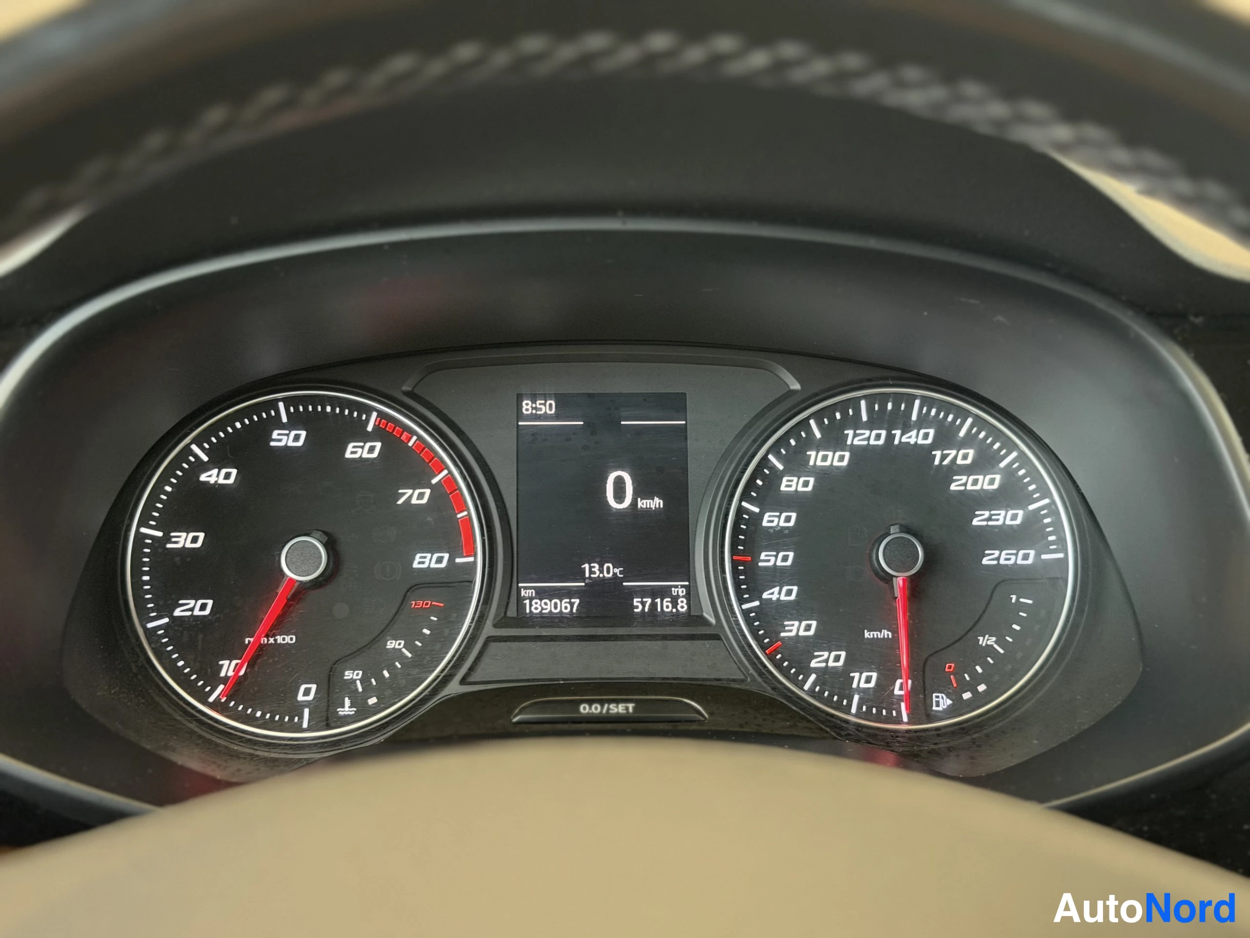 Harmaa Seat Leon 2016, kuva 32