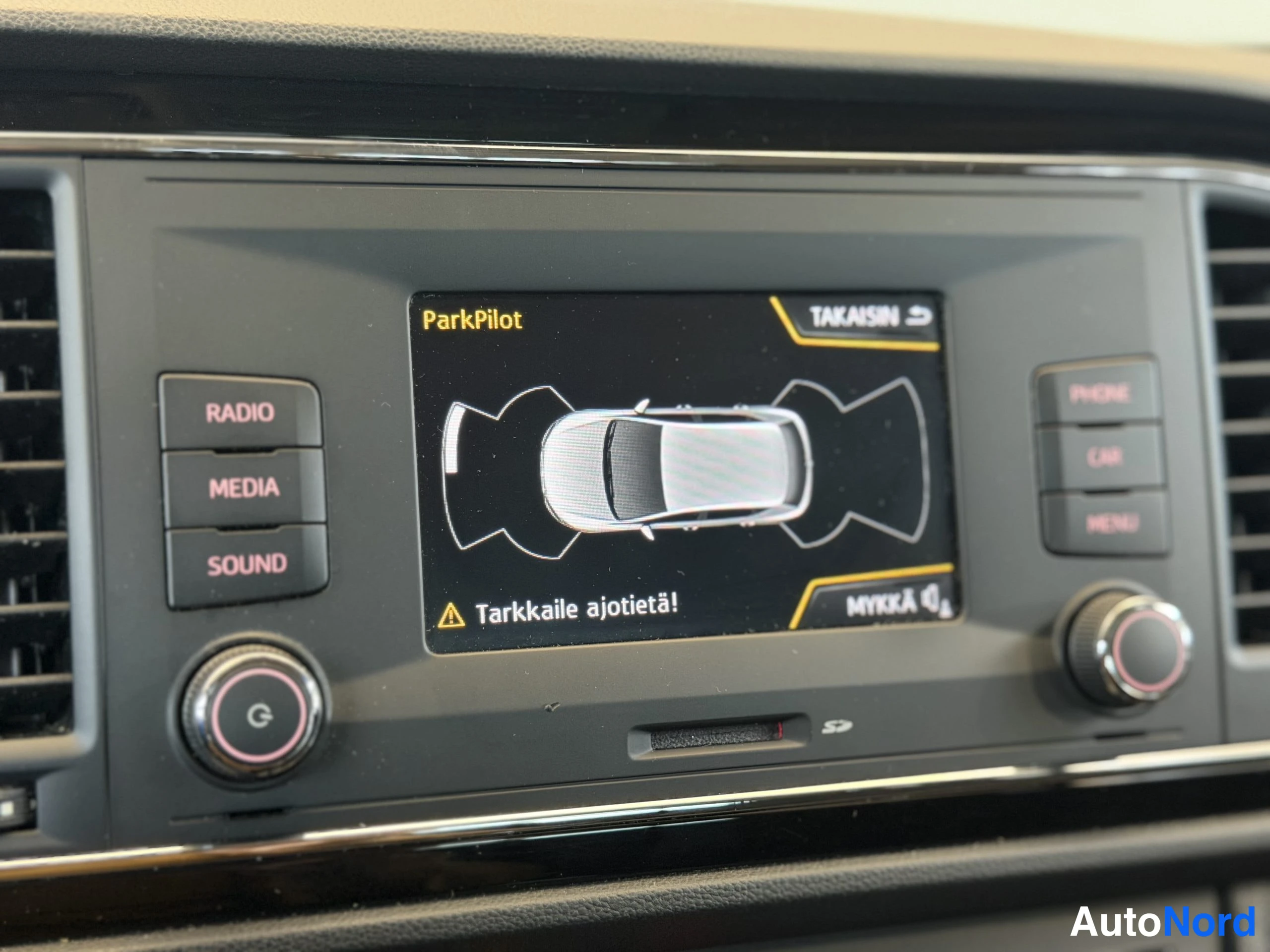 Harmaa Seat Leon 2016, kuva 38